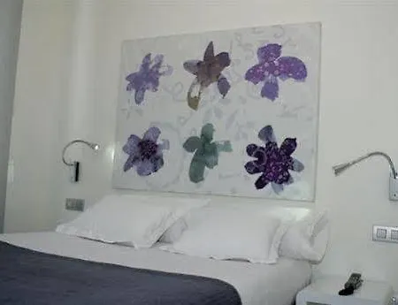 Guest house Acuarela 3*